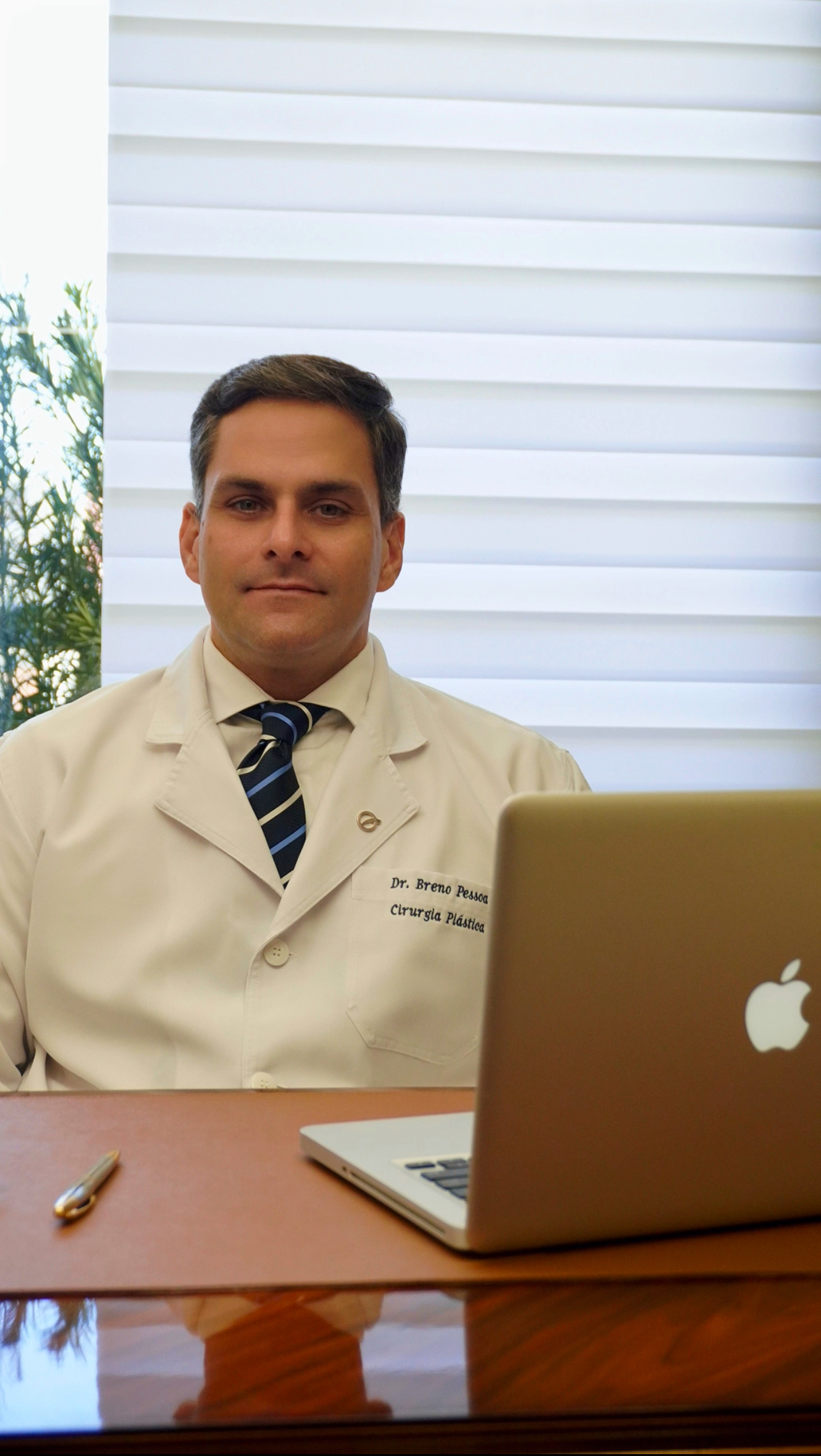 Dr. Breno Pessoa